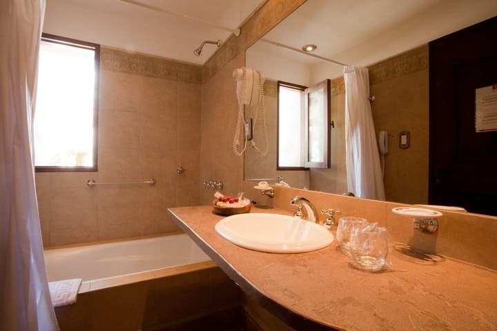 Marques de Tojo Hotel