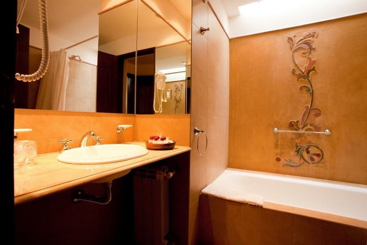 Marques de Tojo Hotel