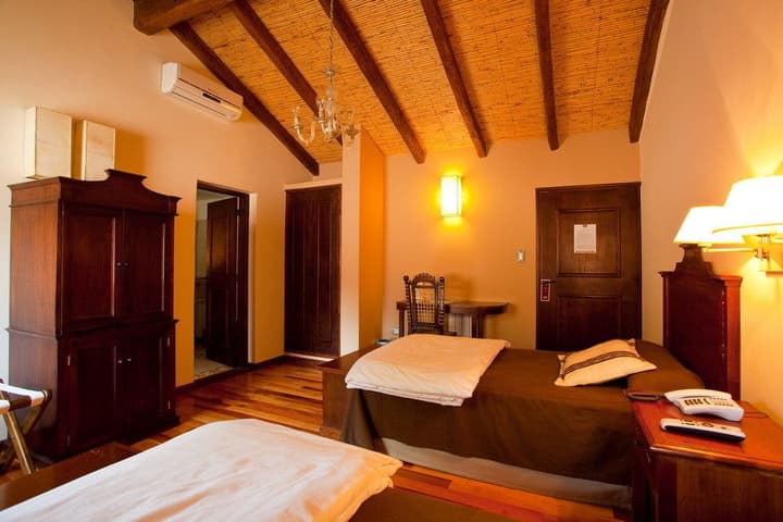 Marques de Tojo Hotel
