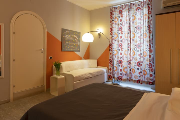 H Rooms Boutique Hotel