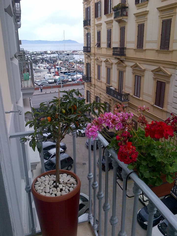 H Rooms Boutique Hotel