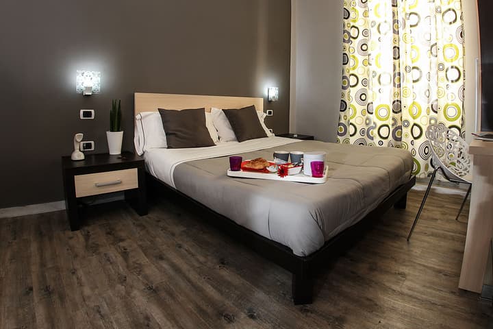 H Rooms Boutique Hotel