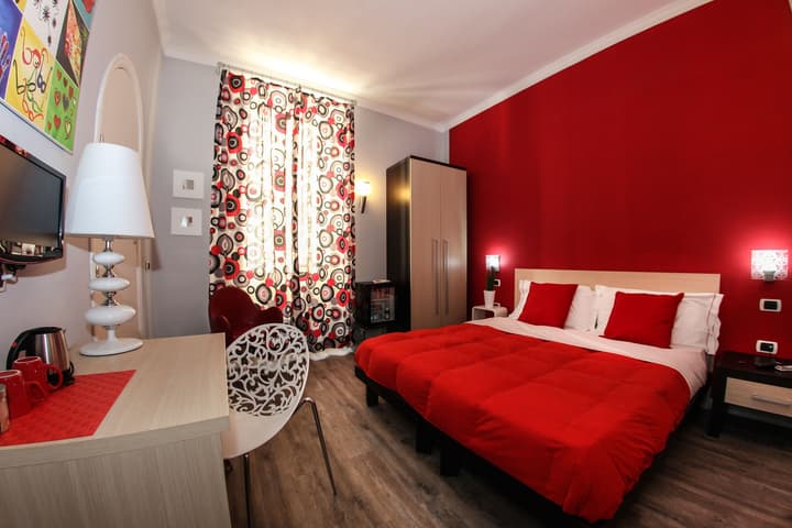 H Rooms Boutique Hotel