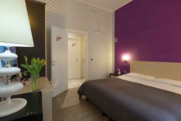 H Rooms Boutique Hotel