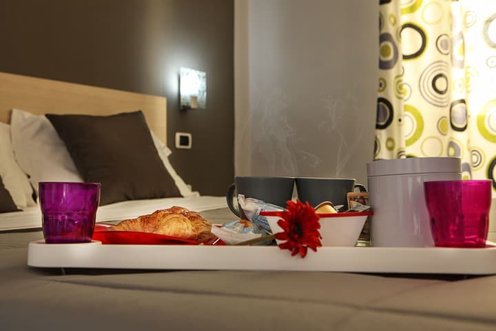 H Rooms Boutique Hotel