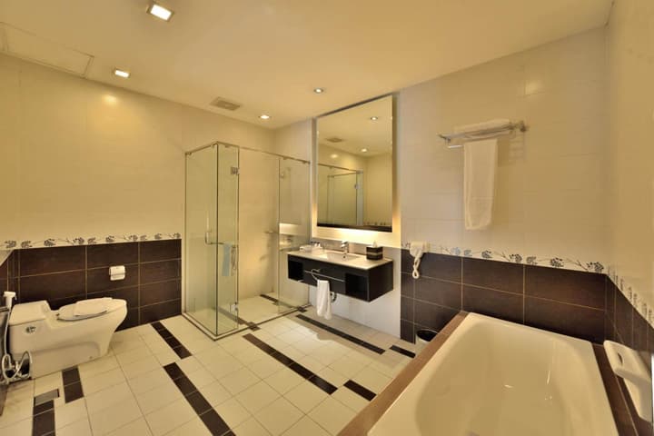 Golden Flower Hotel Bandung