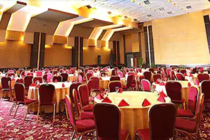 Golden Flower Hotel Bandung