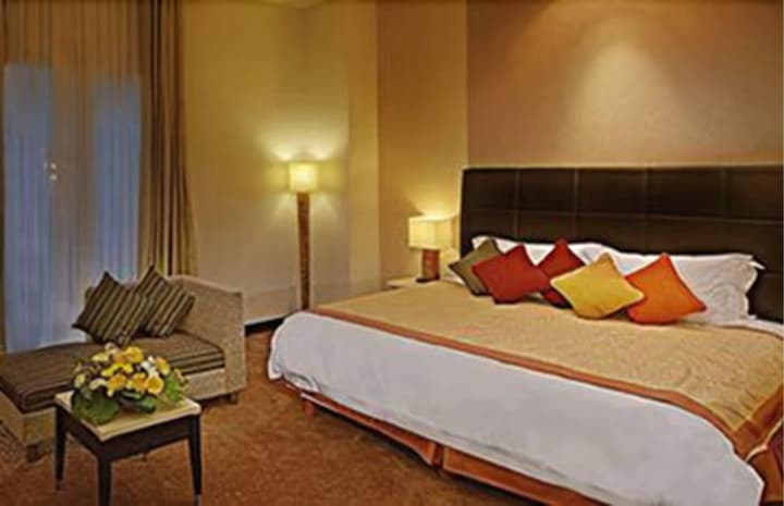 Golden Flower Hotel Bandung