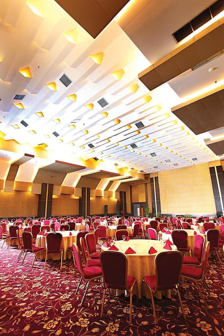 Golden Flower Hotel Bandung