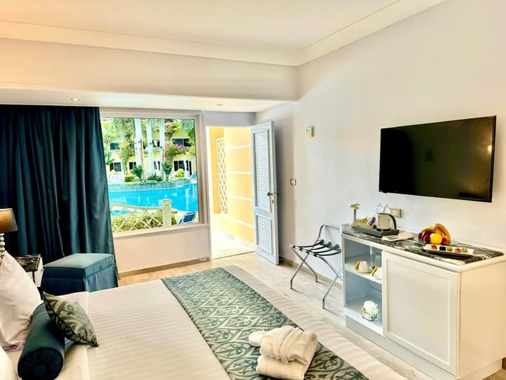 Paradise Inn Beach Resort - Maamoura