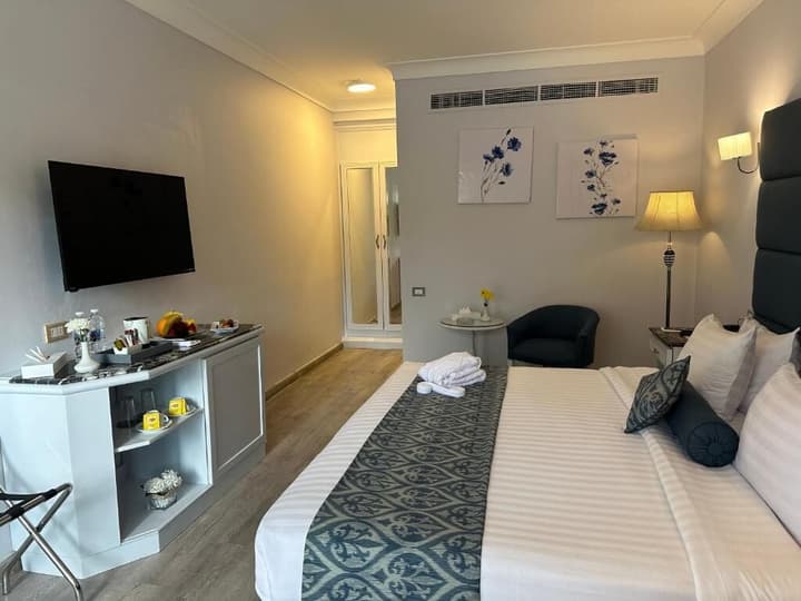 Paradise Inn Beach Resort - Maamoura