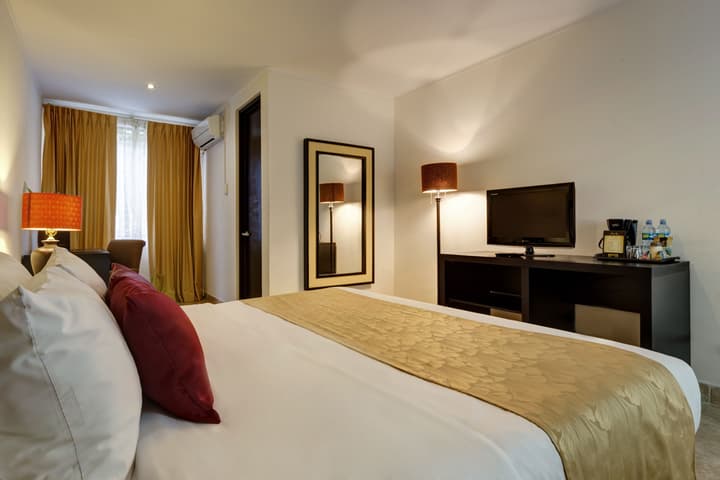 KC Hotel San José