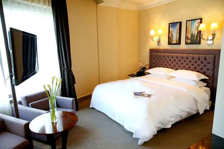 The Riverside Hotel