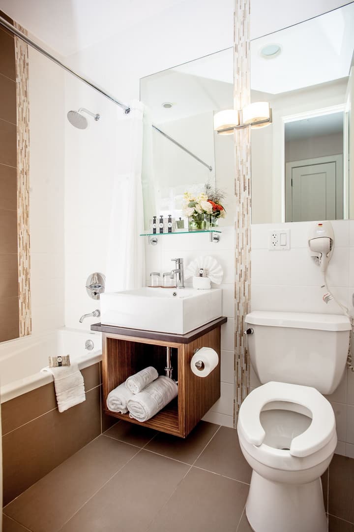 Aura Hotel Brooklyn