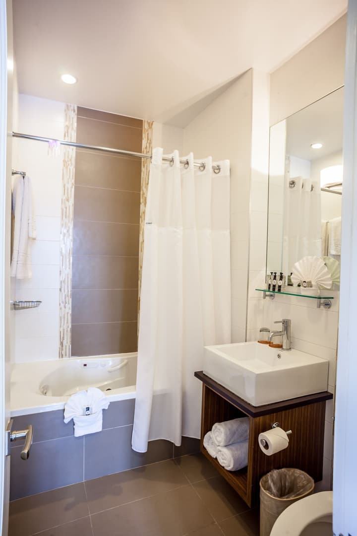 Aura Hotel Brooklyn