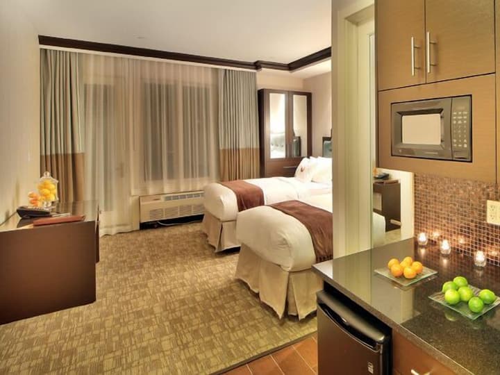 Aura Hotel Brooklyn