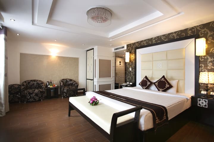 Hanoi Emotion Hotel