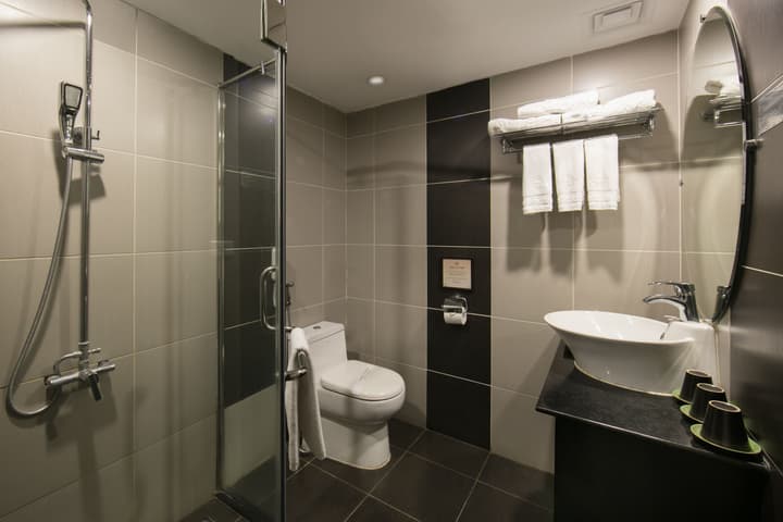 Hanoi Emotion Hotel