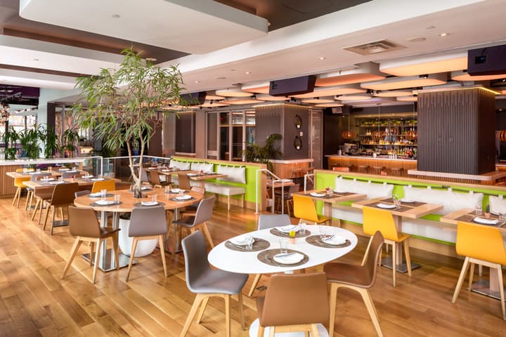 YOTEL New York Times Square, Select by Hilton