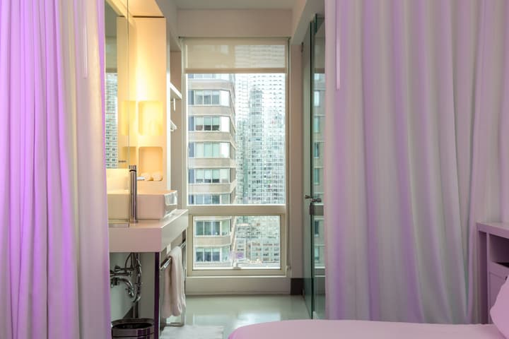 YOTEL New York Times Square, Select by Hilton