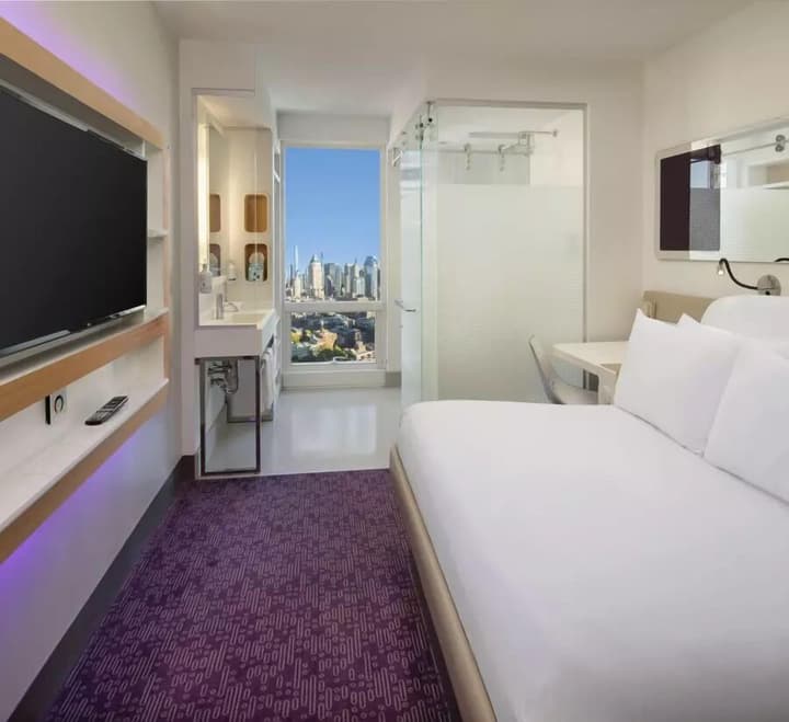 YOTEL New York Times Square, Select by Hilton
