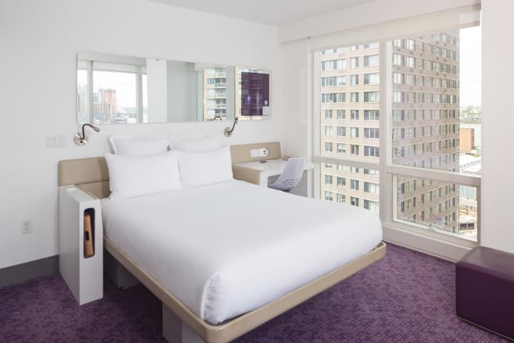 YOTEL New York Times Square, Select by Hilton