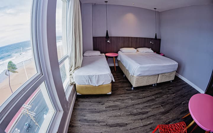B Hotel