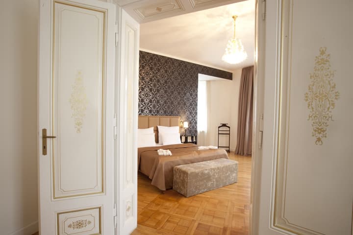 Deminka Palace
