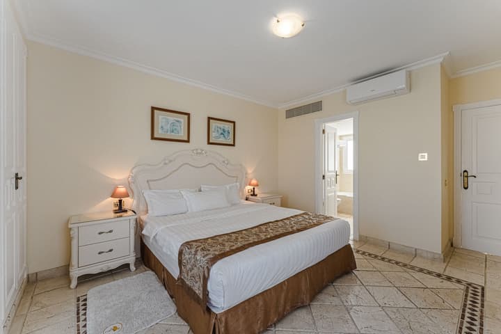 Flamingo Suites Boutique Hotel