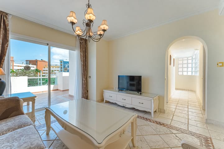 Flamingo Suites Boutique Hotel