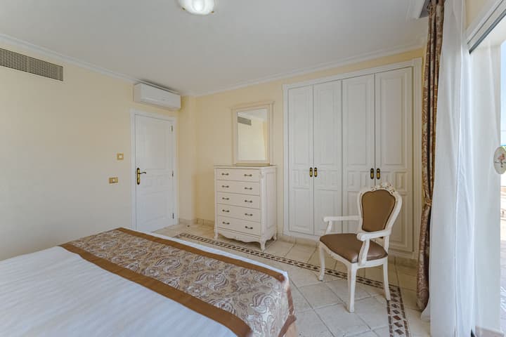 Flamingo Suites Boutique Hotel