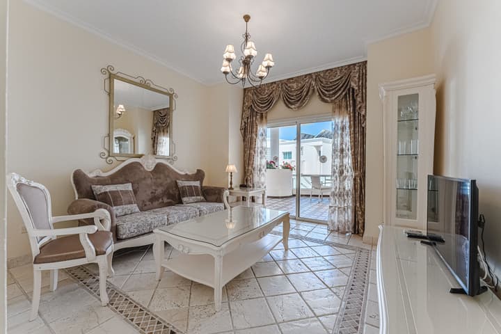 Flamingo Suites Boutique Hotel