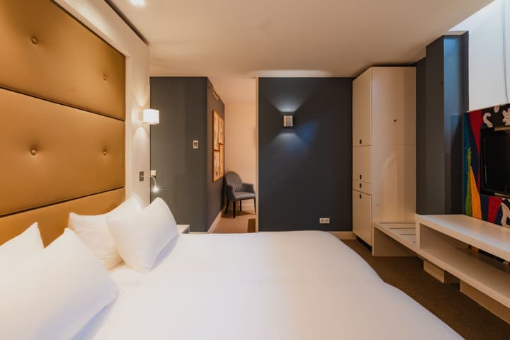 Hotel JL No76