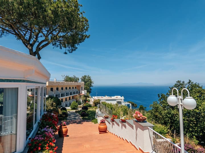 Hotel Villa Ireos