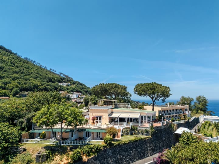 Hotel Villa Ireos