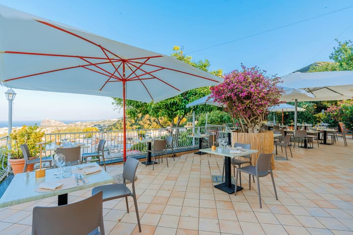 Hotel Villa Ireos
