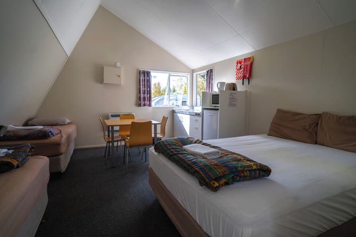 Te Anau Lakeview Holiday Park & Motels