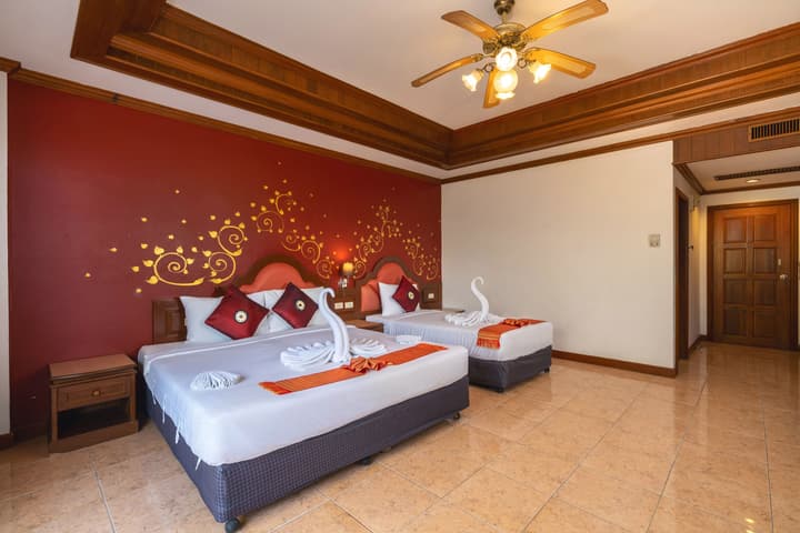 Memory Karon Resort