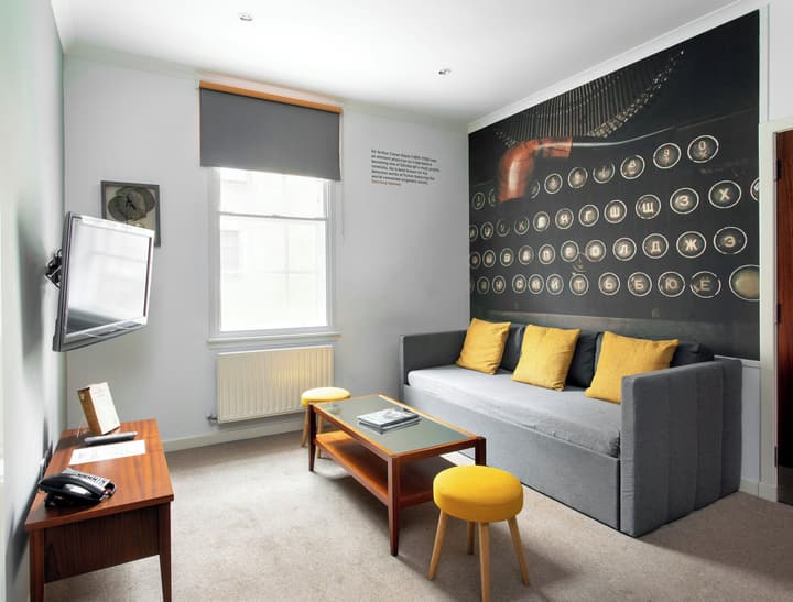 Stewart by Heeton Concept