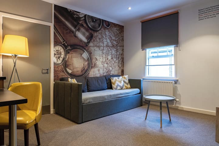 Stewart by Heeton Concept