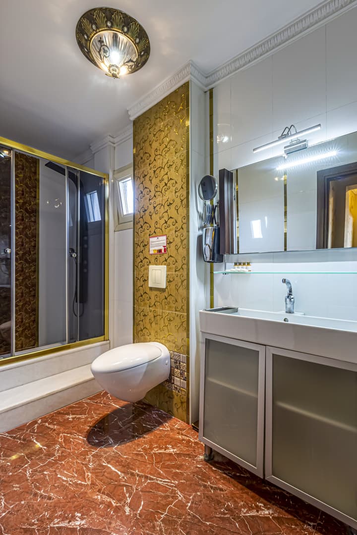 Marmaray Hotel