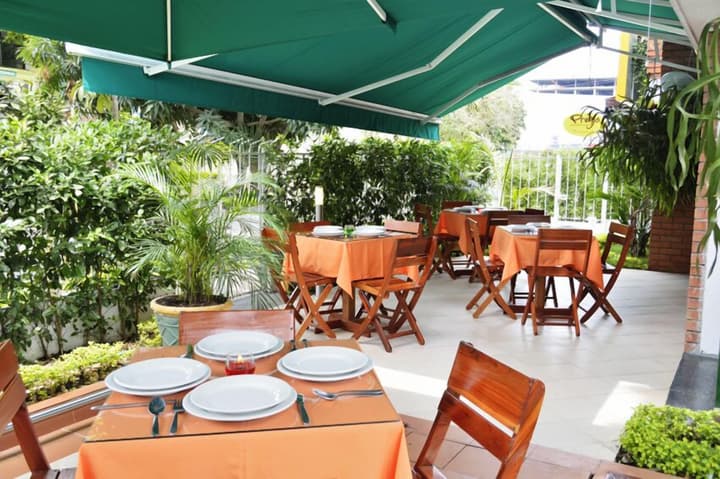 Hotel Imbanaco