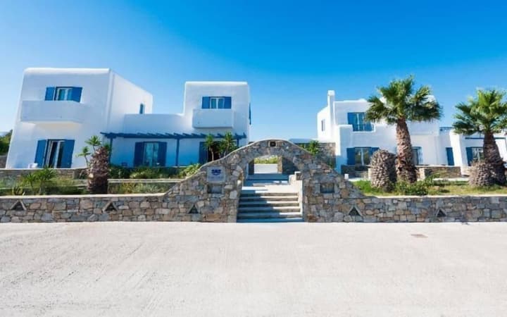 Giannoulaki Hotel