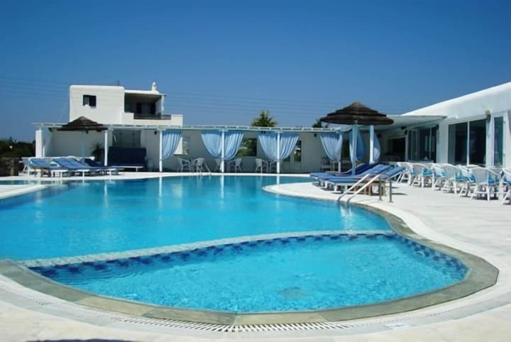 Giannoulaki Hotel