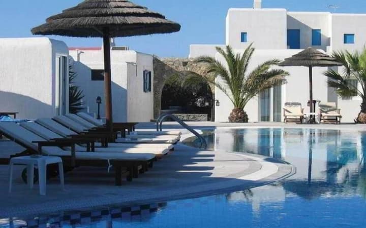 Giannoulaki Hotel