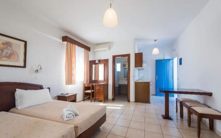 Giannoulaki Hotel