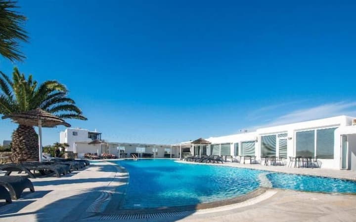 Giannoulaki Hotel