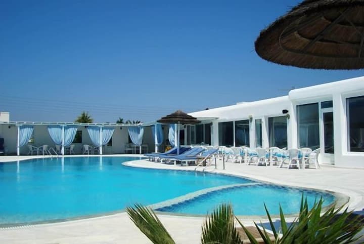 Giannoulaki Hotel