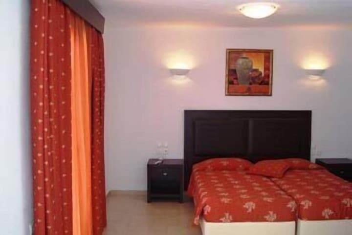 Giannoulaki Hotel