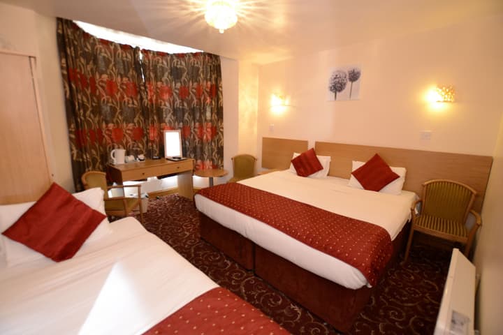 Britannia Inn Hotel
